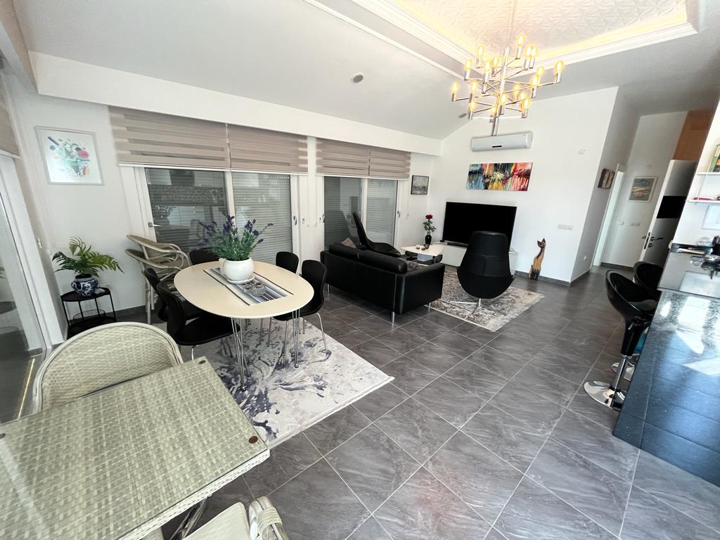 MAY2805 - Photo 13