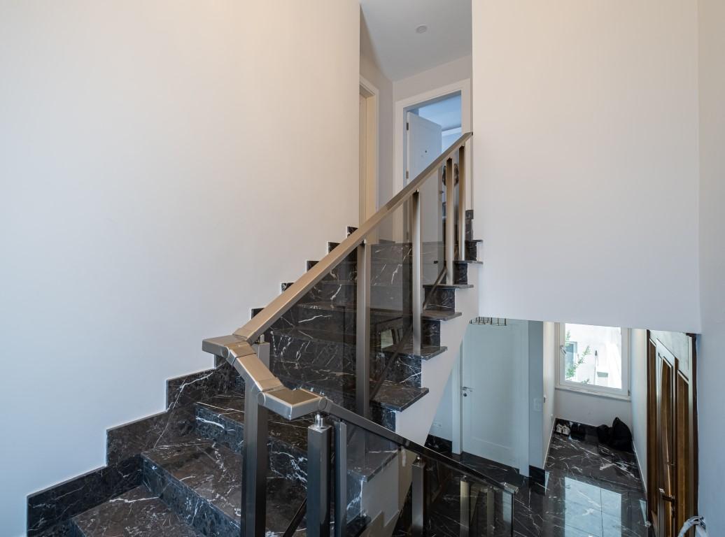 MAY2969 - Photo 28