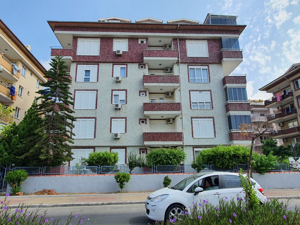MAY2990 - Photo 1
