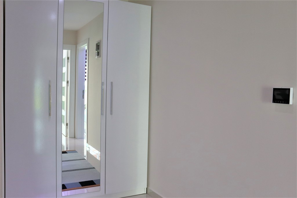 MAY2822 - Photo 44