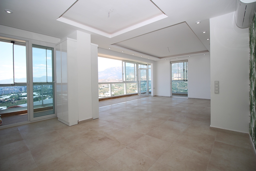 MAY2869 - Photo 24