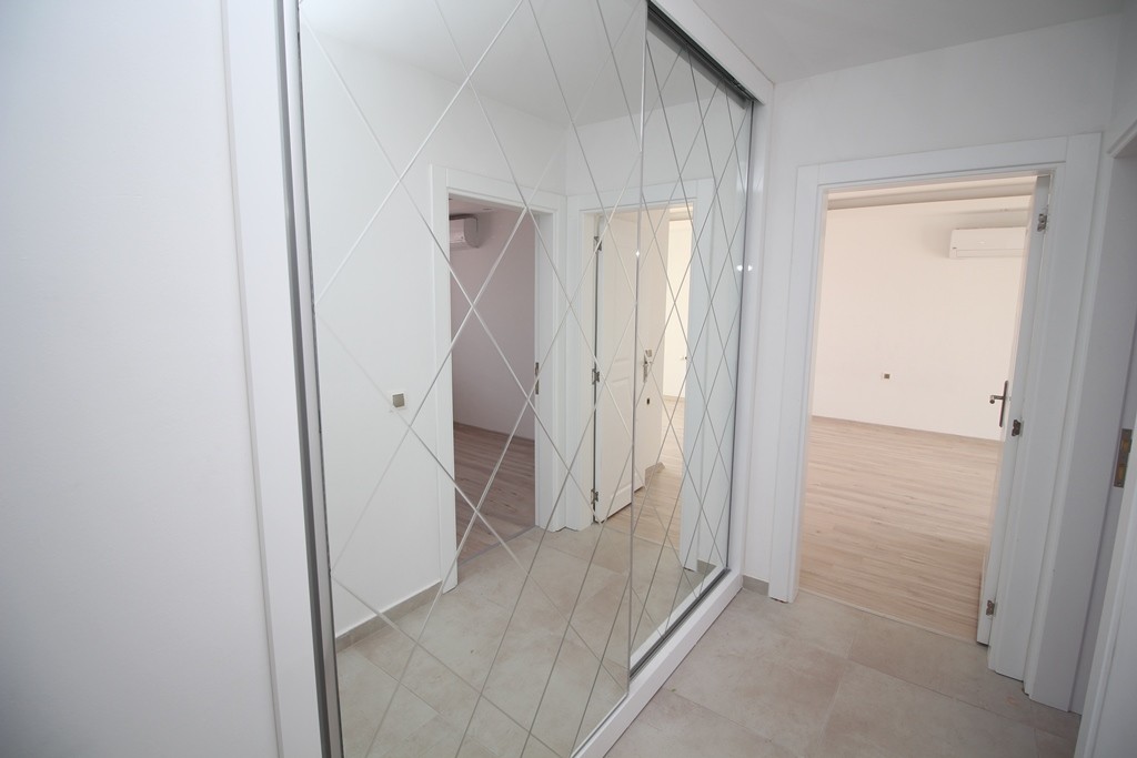 MAY2869 - Photo 47