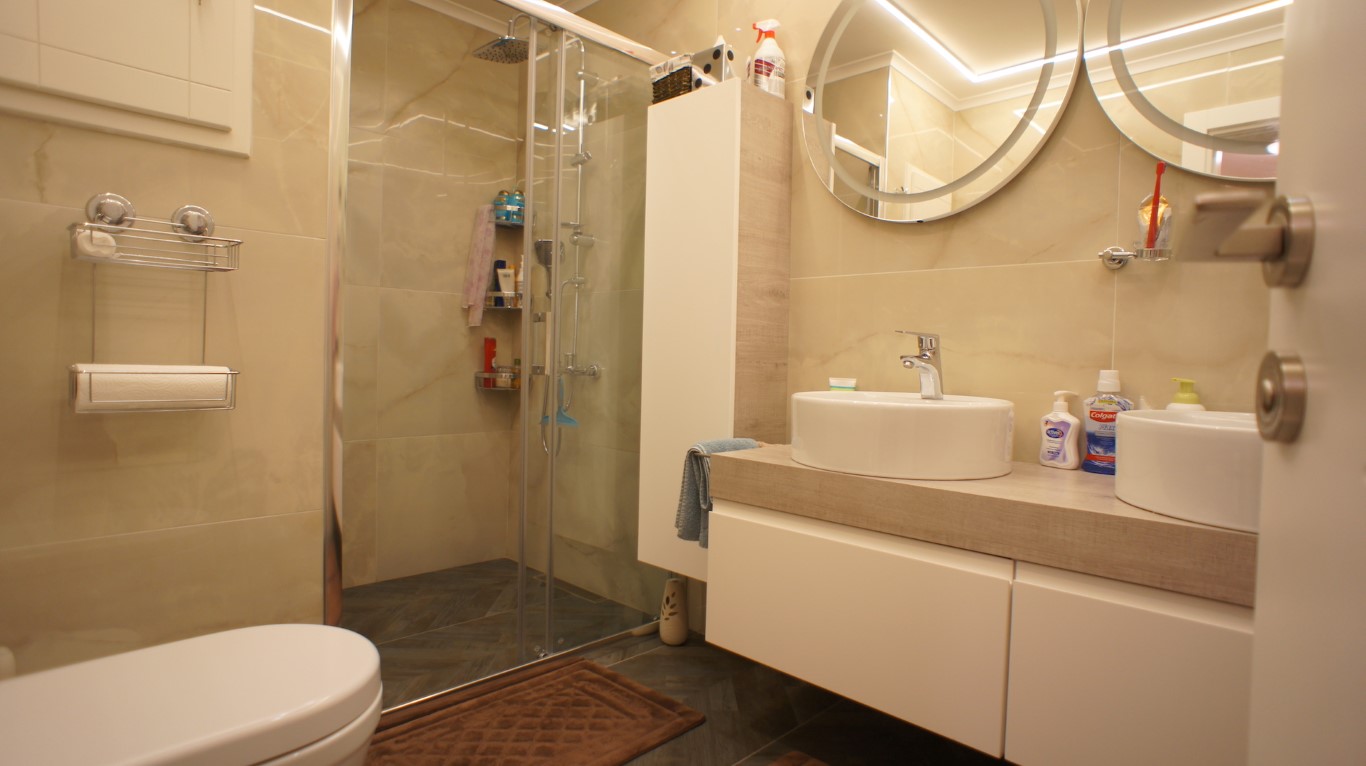 MAY2910 - Photo 28