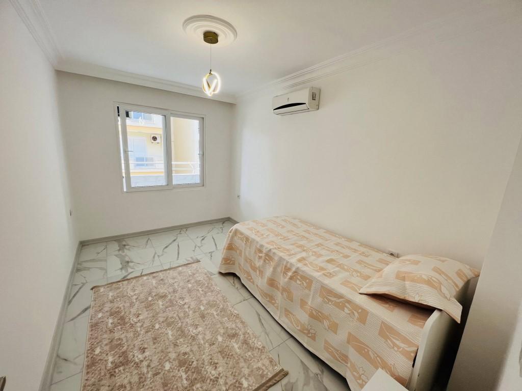 MAY3006 - Photo 10