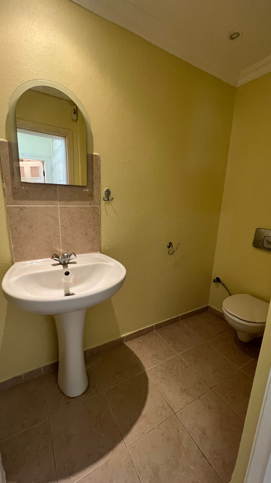 MAY3054 - Photo 16