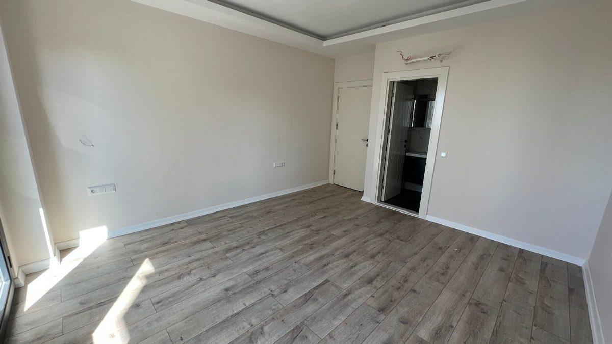 MAY3059 - Photo 18