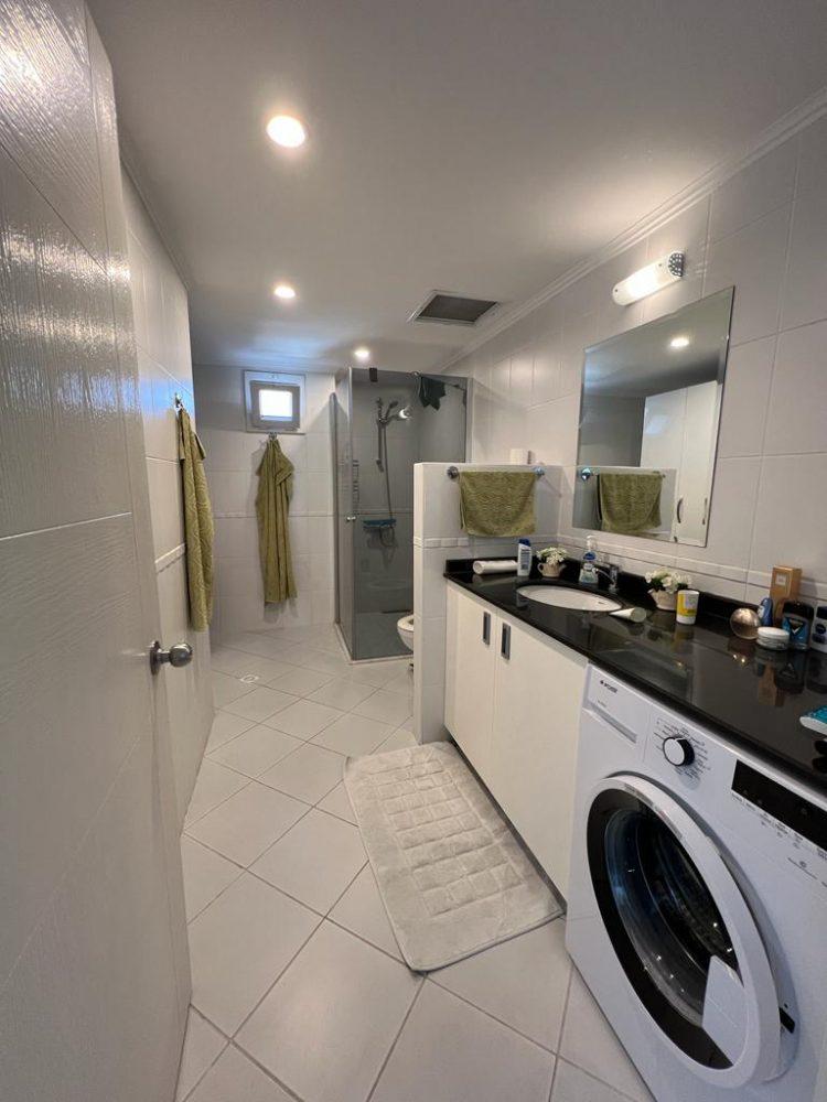 MAY3055 - Photo 9