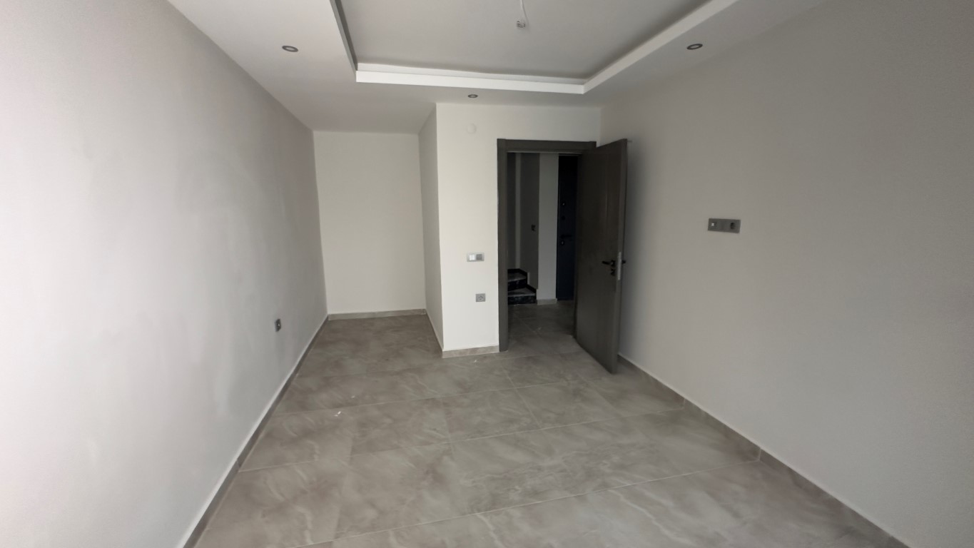 MAY6615 - Photo 35