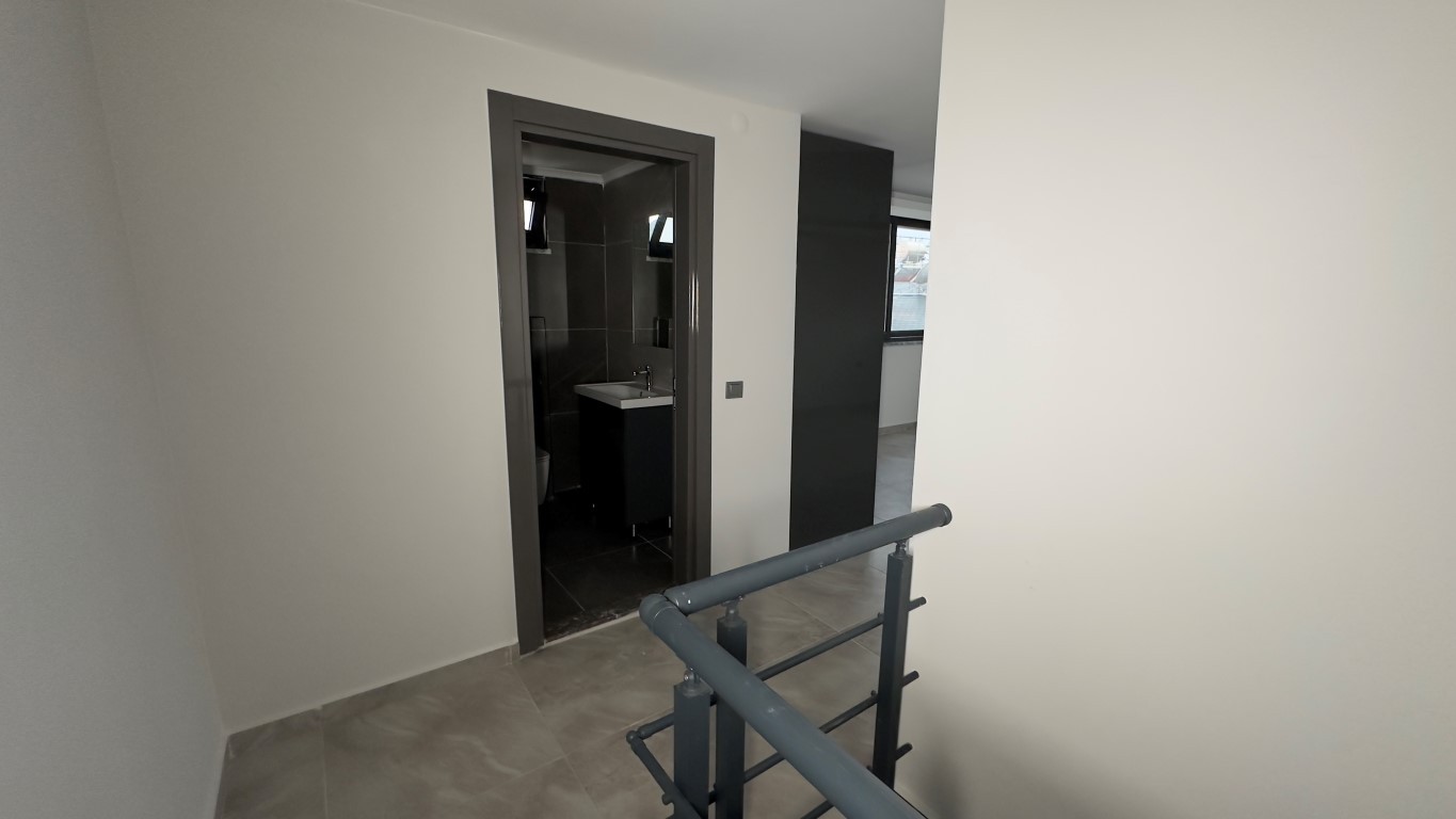MAY6615 - Photo 18