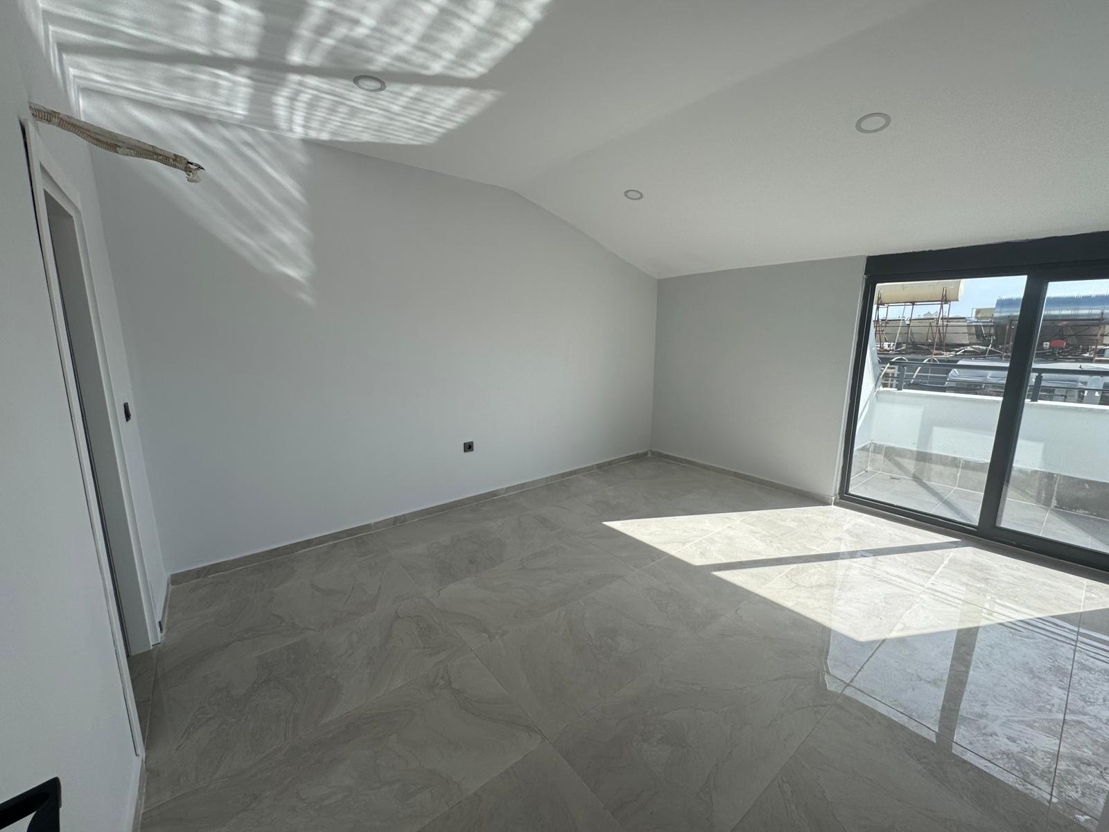 MAY6602 - Photo 15