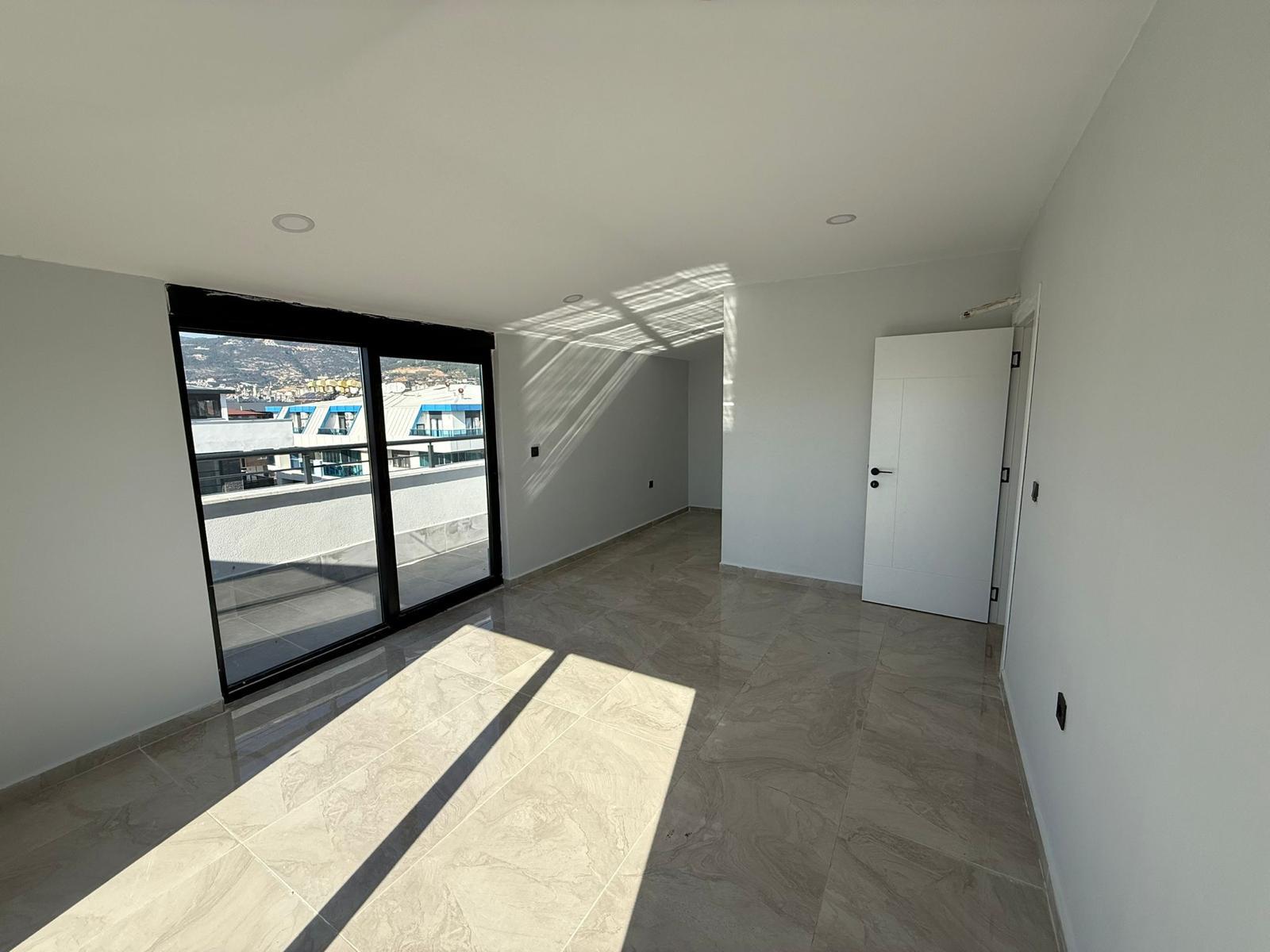 MAY6602 - Photo 13