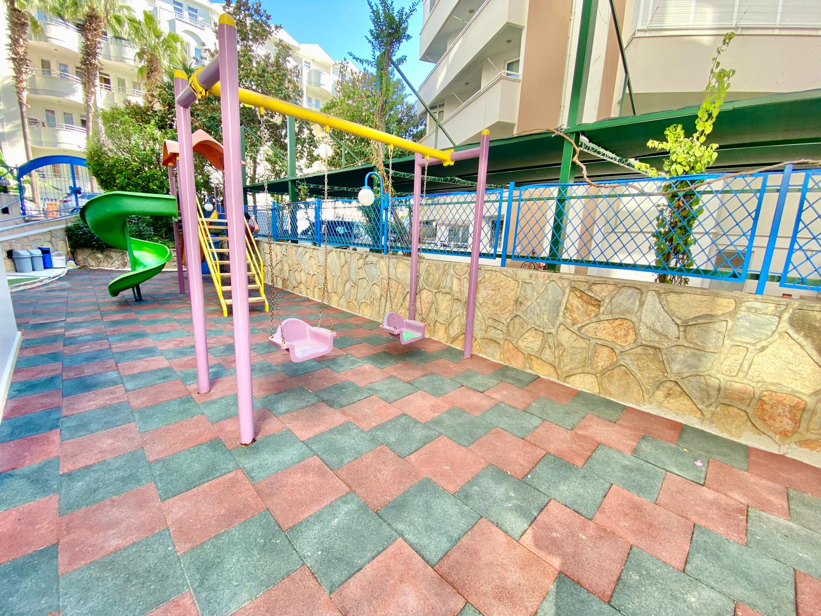 MAY6644 - Photo 4