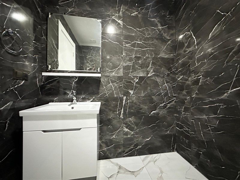 MAY6656 - Photo 13