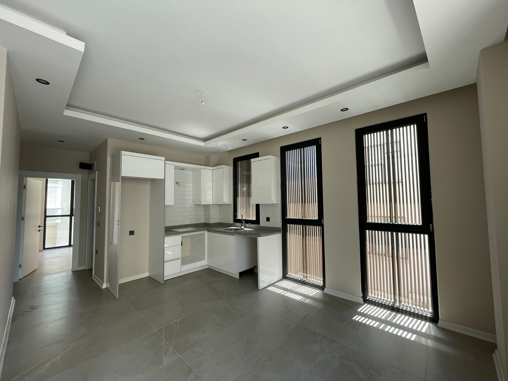 MAY6657 - Photo 9