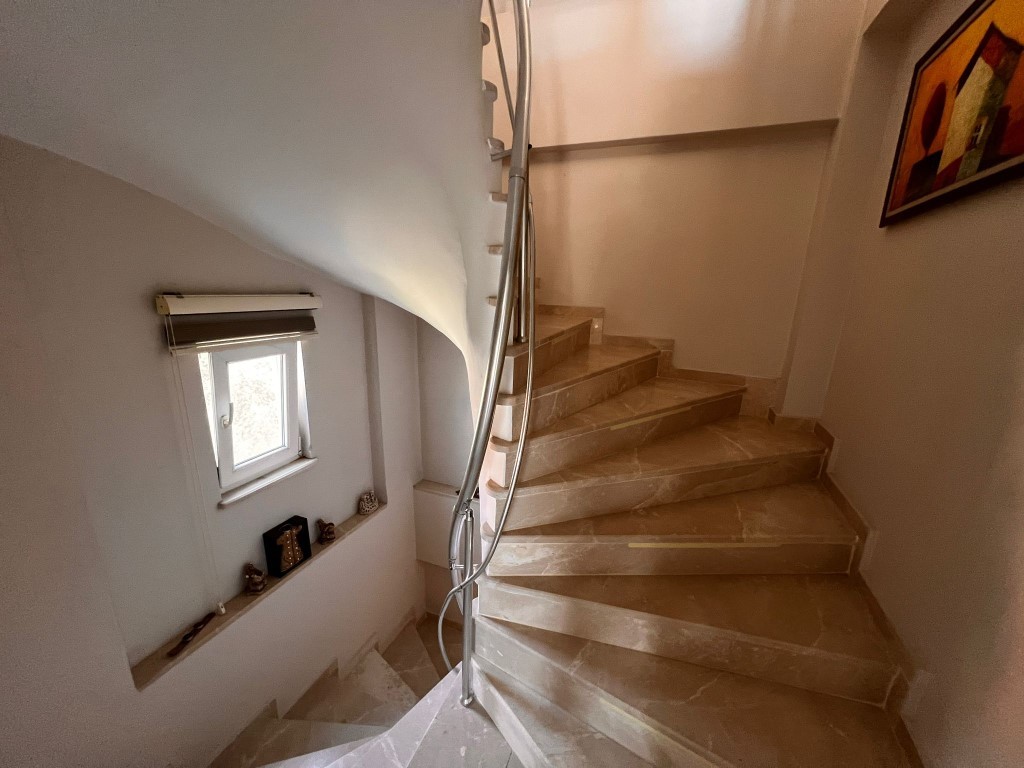 MAY6707 - Photo 27