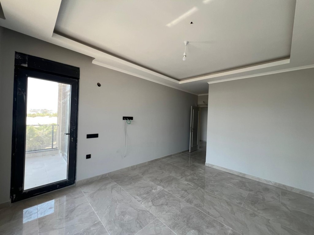 MAY6758 - Photo 15