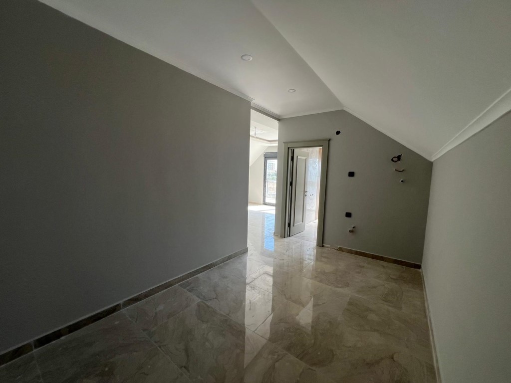 MAY6758 - Photo 26