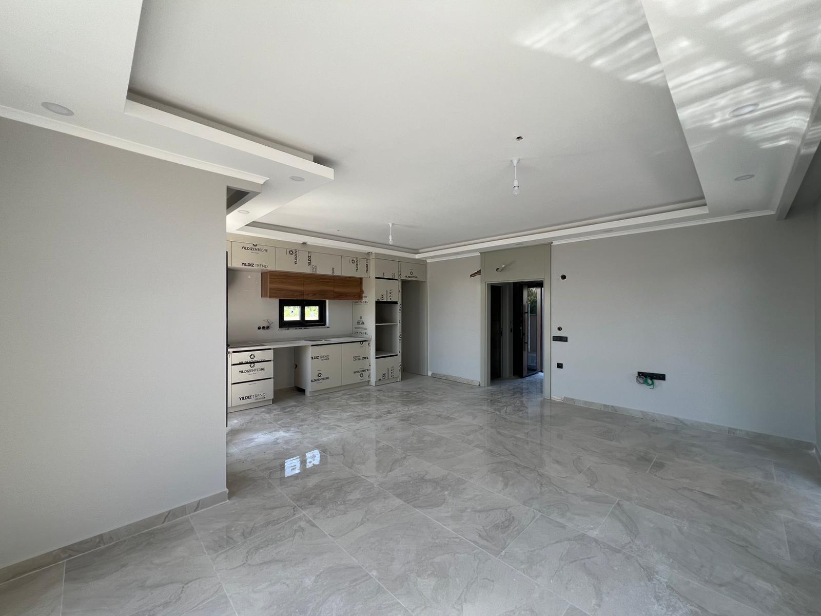 MAY6760 - Photo 6
