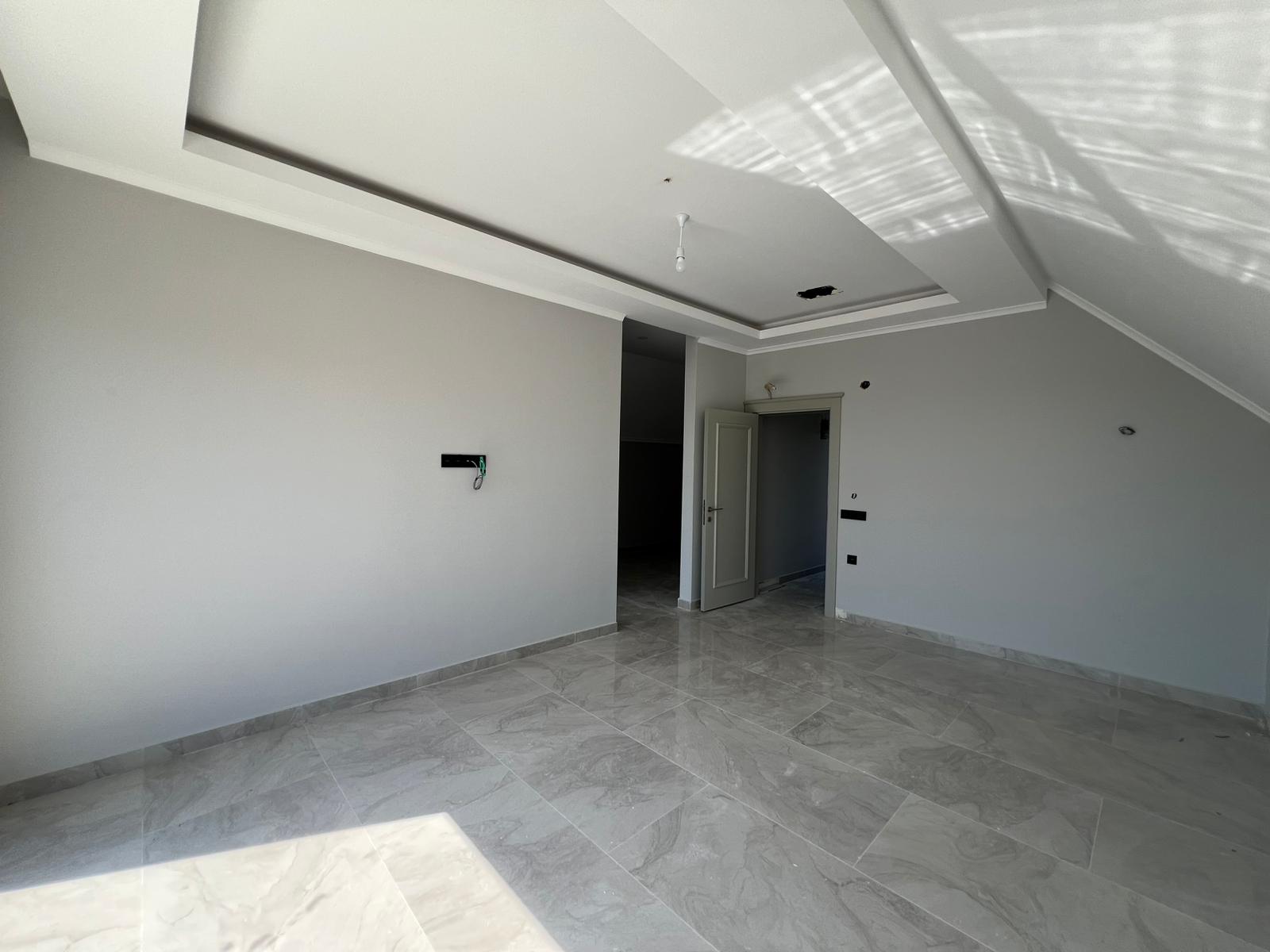 MAY6760 - Photo 25